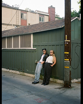 neighborhood-engagement-photos-los-angeles-018.jpg