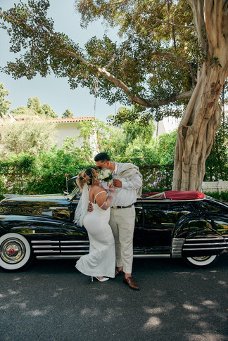 couple portraits with classic car after beverly hills courthouse elopement in los angeles