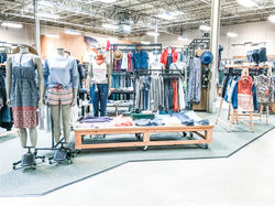 WOMENSWEAR - FRONT OF DEPARTMENT