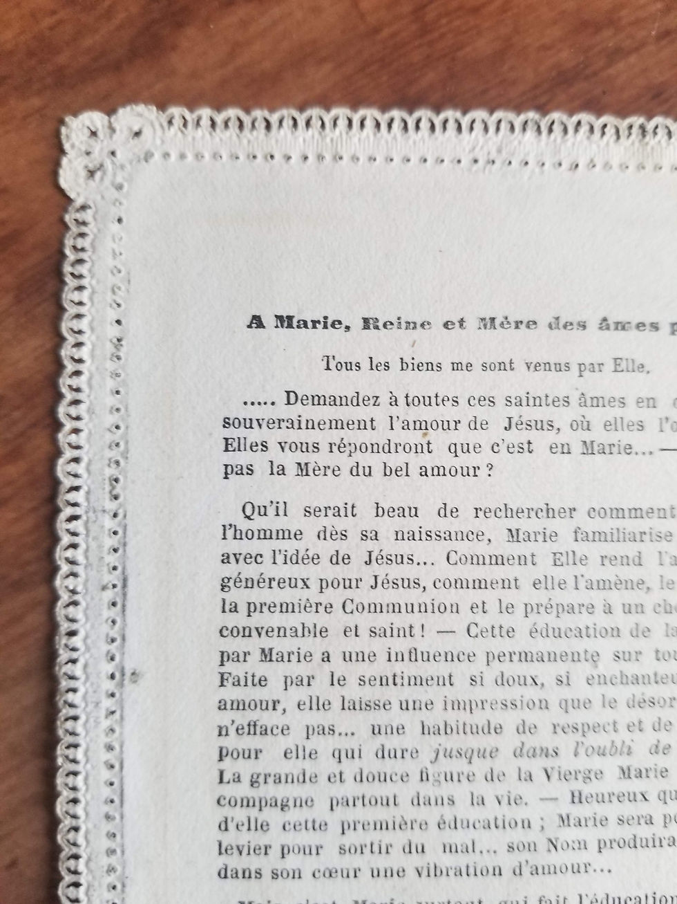 Miniature : Carte de prière ancienne, dévotion à Marie avec bordure en papier dentelle