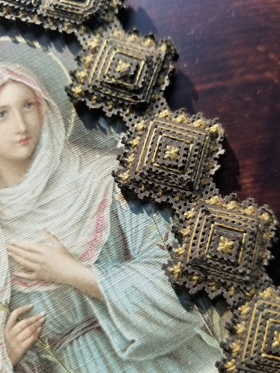 Miniature : Antique pair of paper frames with religious cards Mary and Infant Jesus