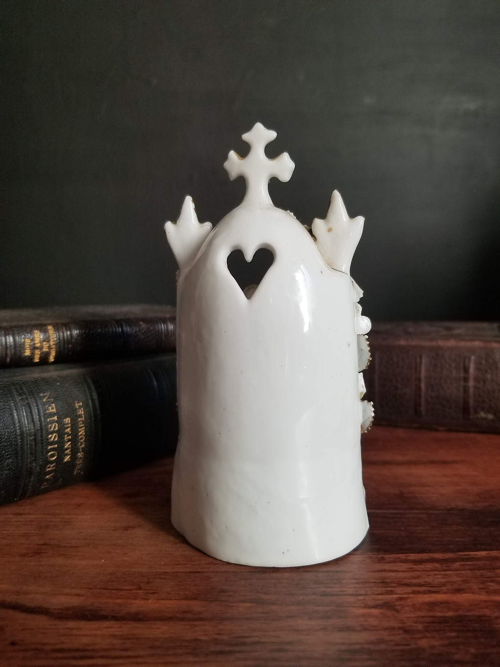 Miniature : Bénitier ancien en porcelaine à poser, oratoire 19ème