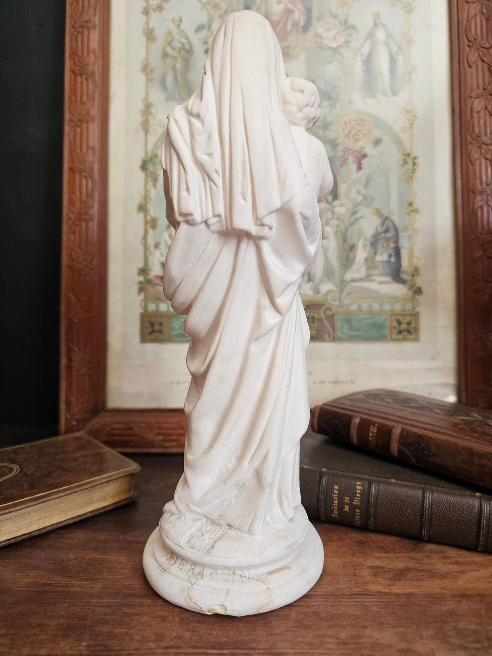 Miniature : Statue ancienne de la Vierge Marie tenant l'Enfant Jésus, par Pieraccini