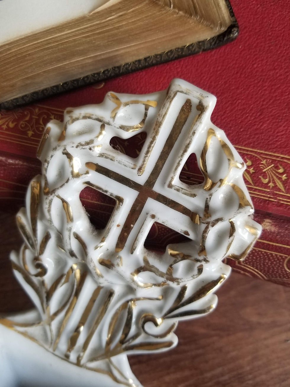 Miniature : Antique French Holy water font with gold cross and crown of thorns