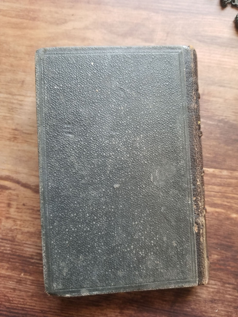 Thumbnail: Antique book  'Mois des âmes du purgatoire' par l'Abbé Berlioux