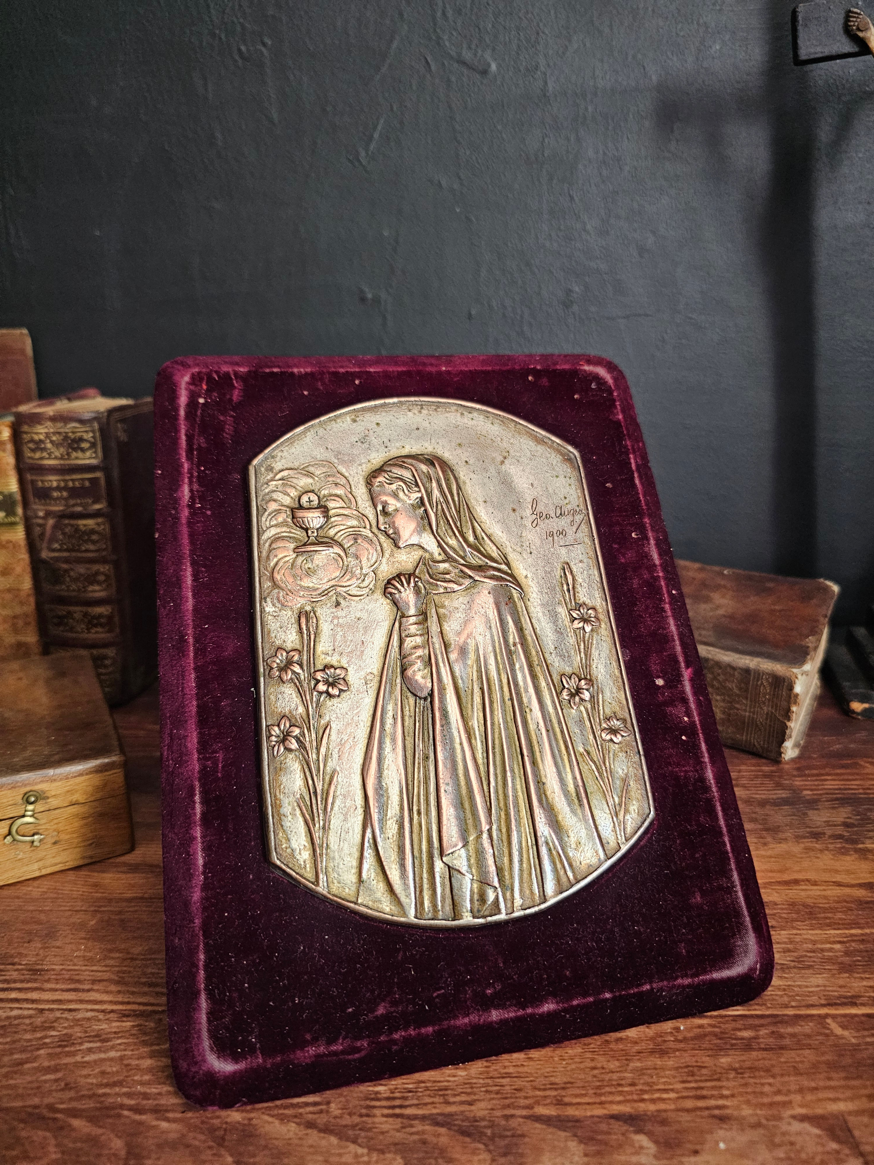 French antique Holy communion plaque signed Geo Auger on velvet frame.
