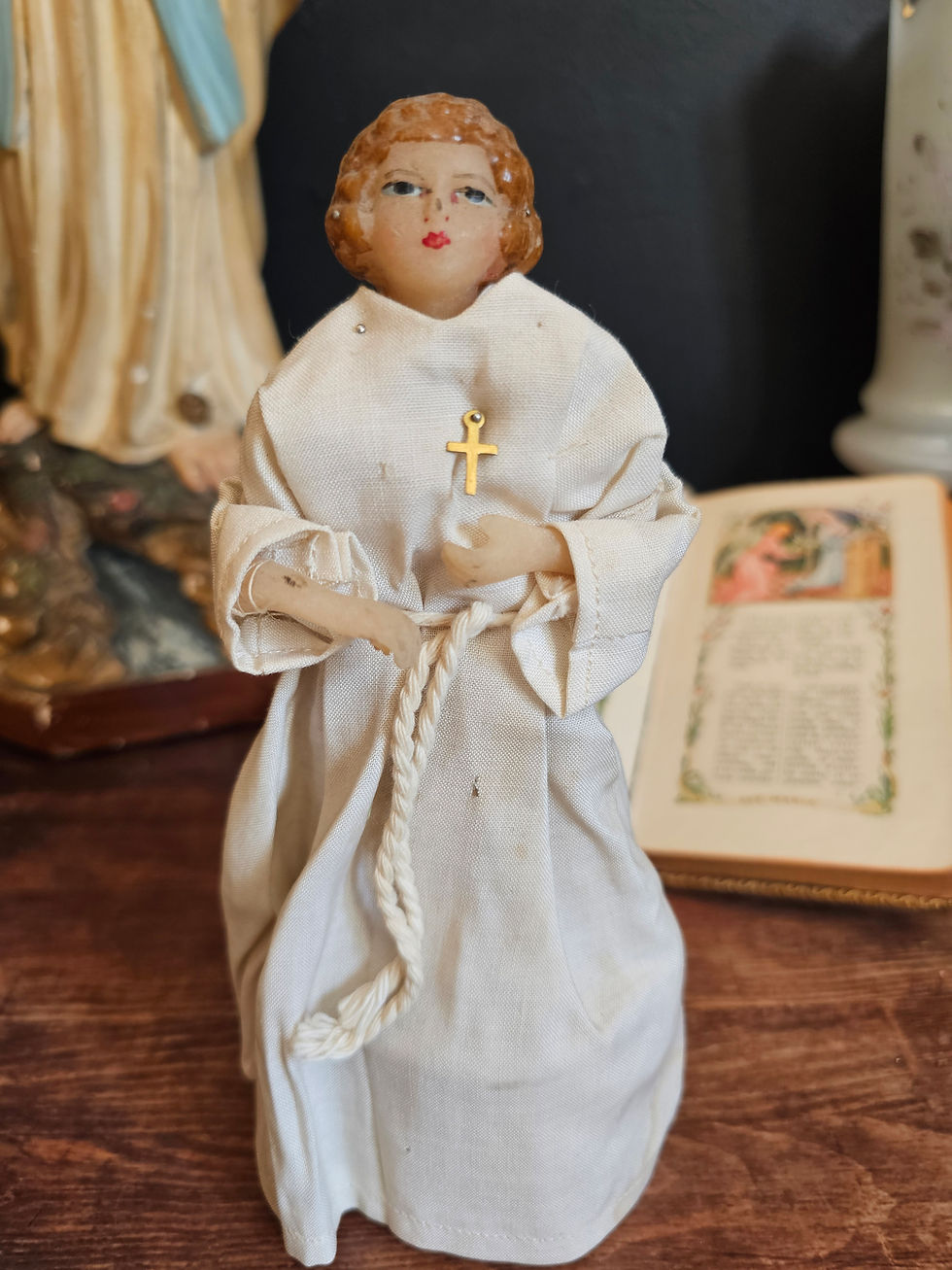Miniature : French antique wax figurine sweet box for a Holy communion.