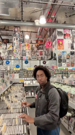 GMP_Q29tcHJlc3NHSDAx_6 3.GIF