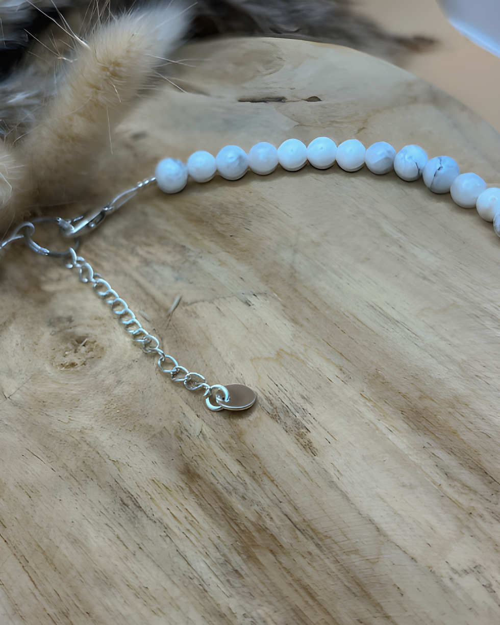 Miniaturbild: Chakren Halskette "LOTOS" Magnesit