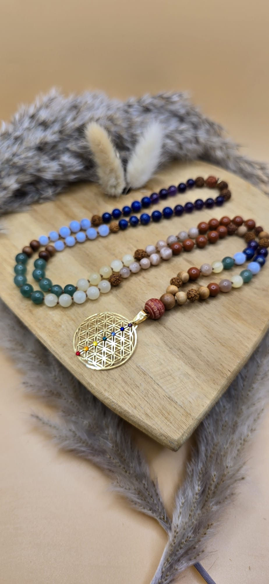 Miniaturbild: Chakrenmala "AURA" Anhänger gold