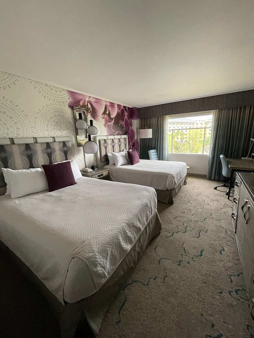 Loews Royal Pacific Room Universal Orlando Hotel Guide Universal Studios Orlando where to stay