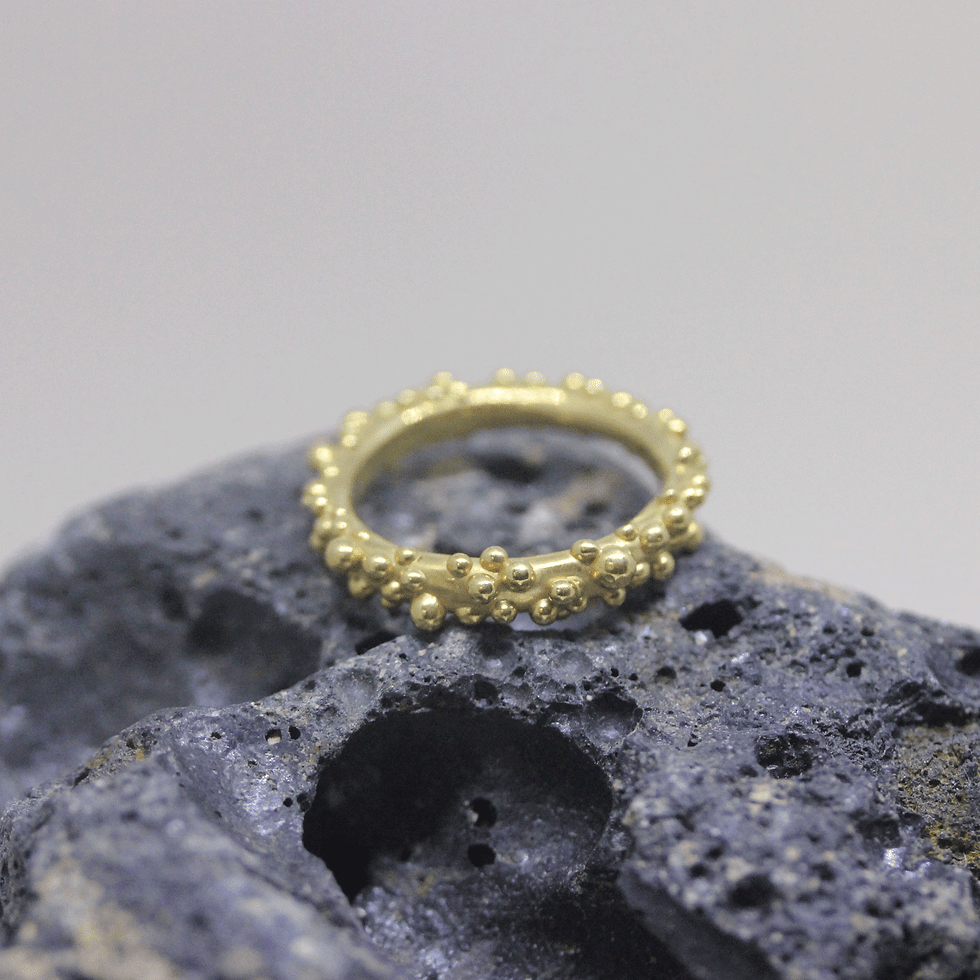Thumbnail: Complete Granulated Ring