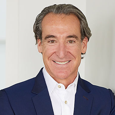 portrait photo of Bruce Gellman