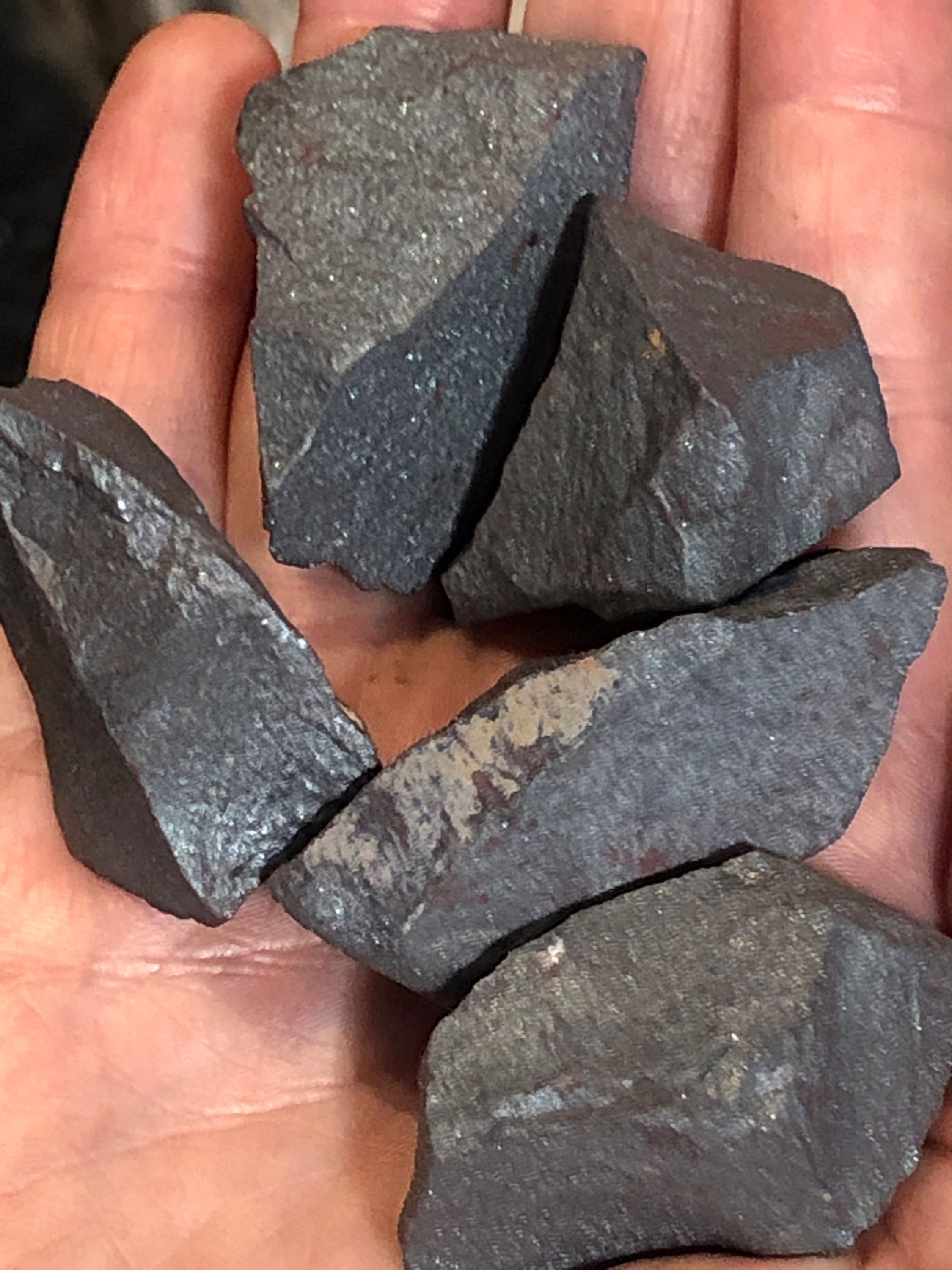 Hematite chunk raw