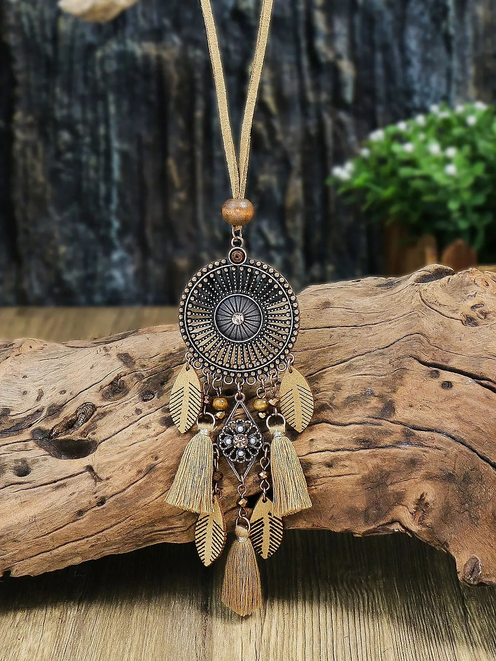 Thumbnail: Vintage Pendant Style Necklace