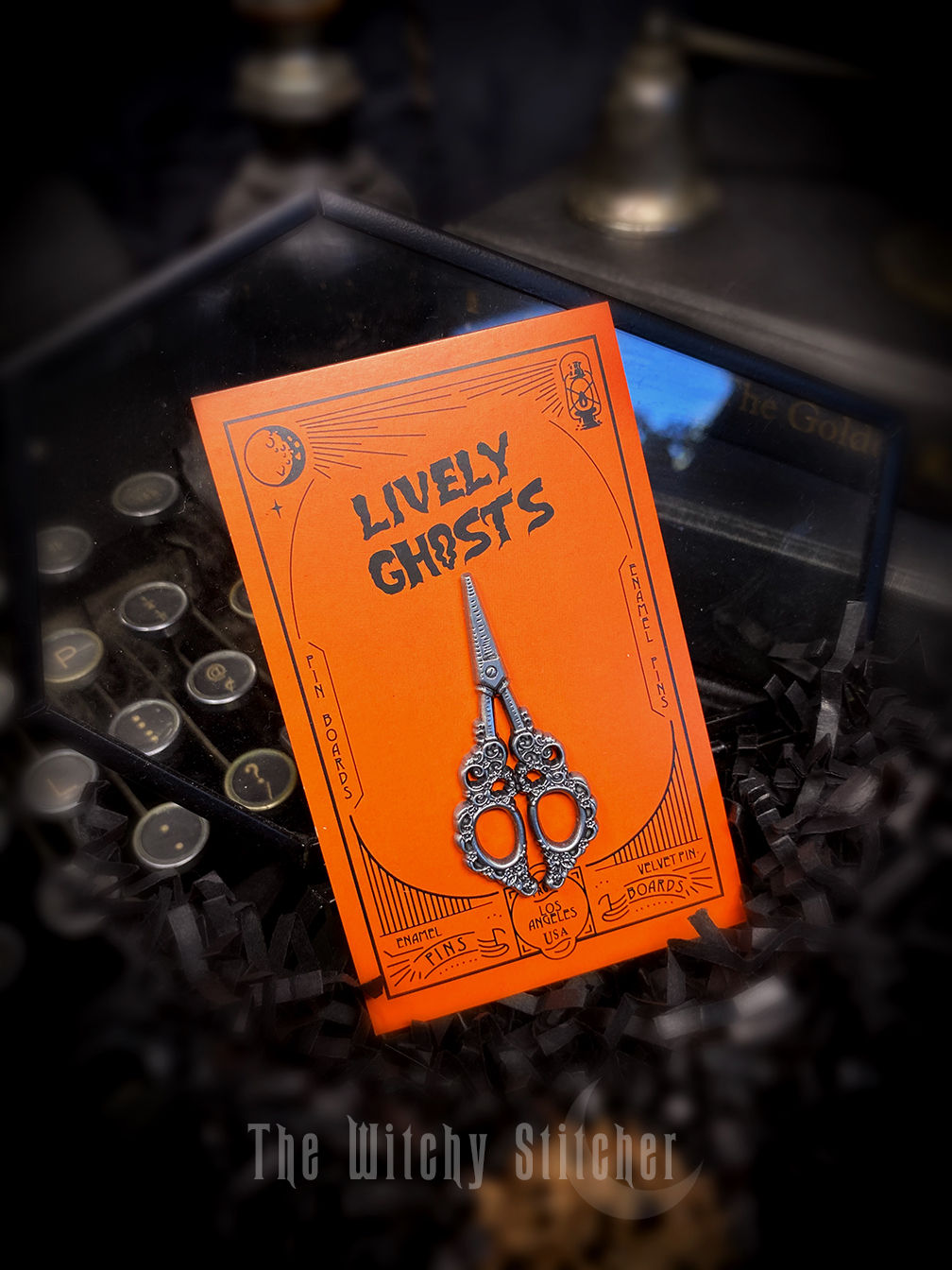 Antique Silver Vintage Embroidery Scissors ~ Needleminder or Pin