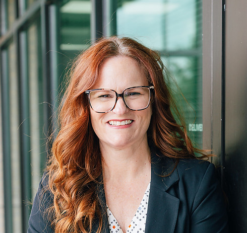 Sara Yarbrough headshot