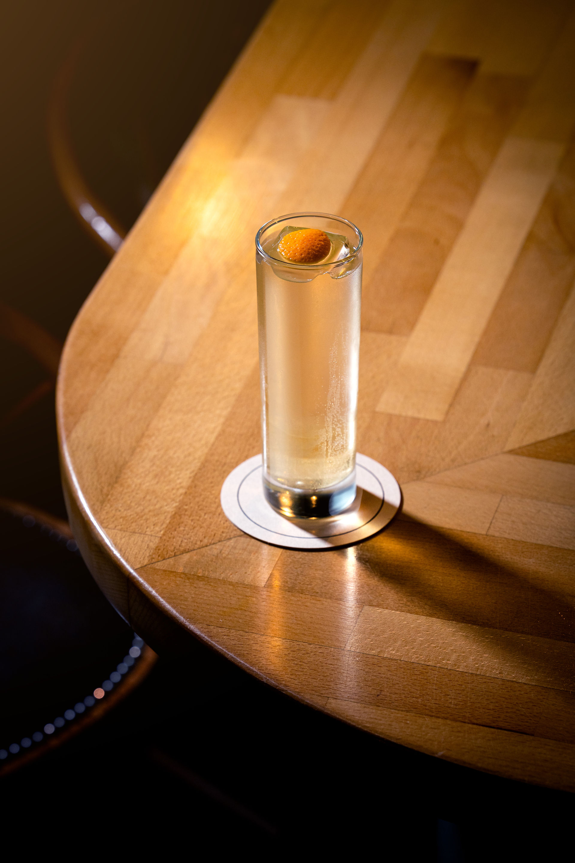A whisky & Soda at 10 Tib Lane