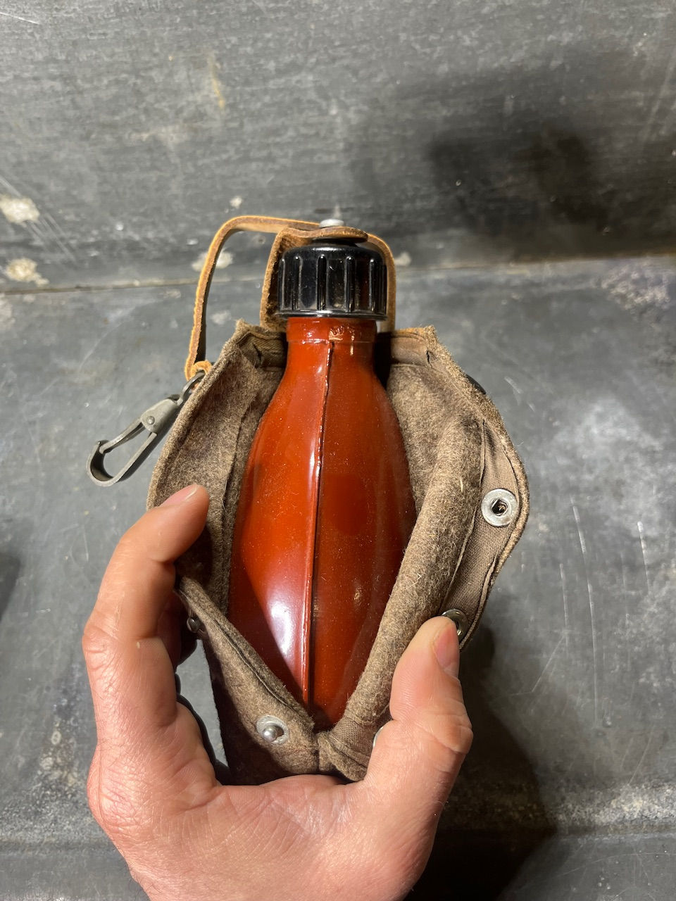 Thumbnail: Gourde allemande M31 Wehrmacht WW2 Ersatz acier émaillé. Militaria