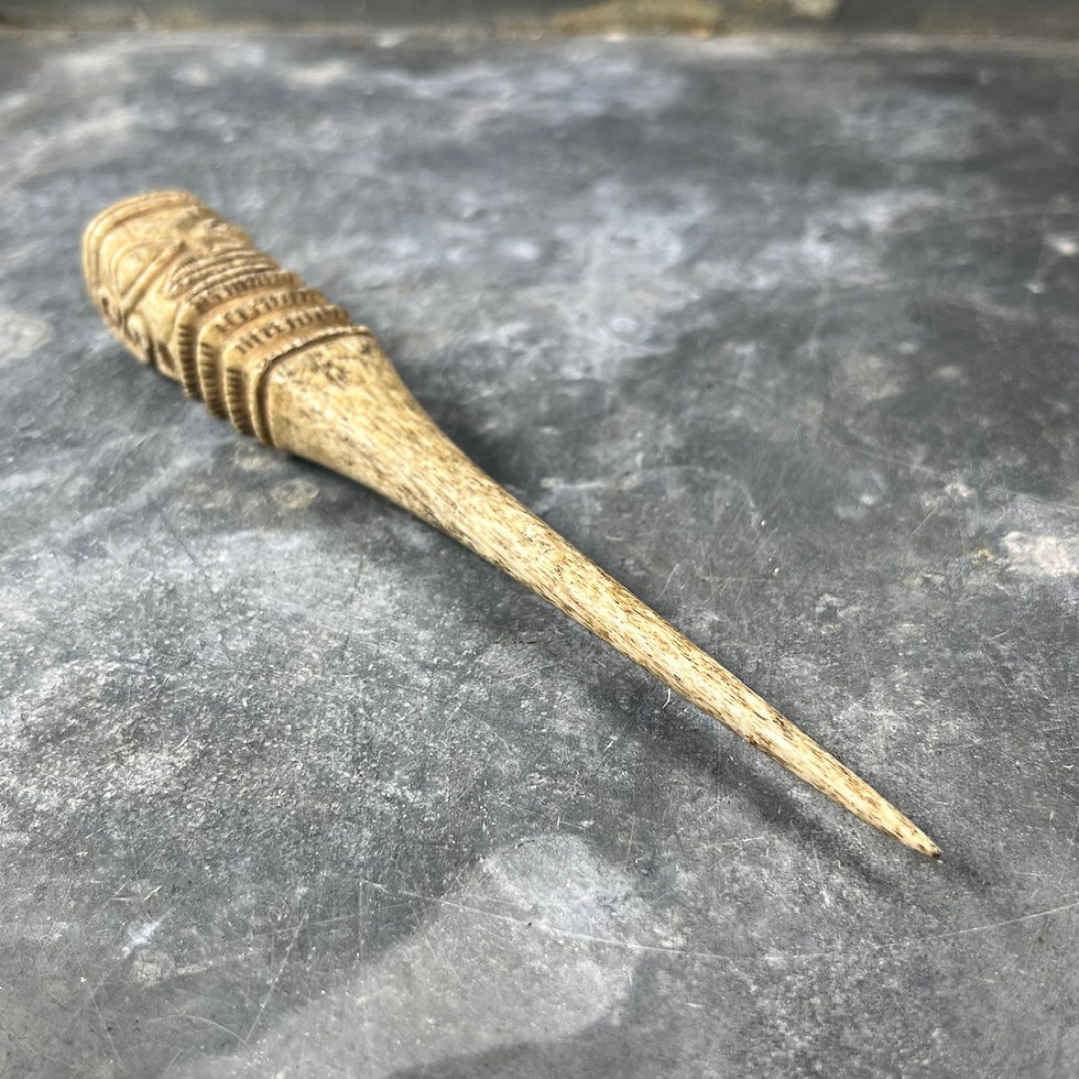 Thumbnail: Taa Puaika ear punch – Marine Bone, Marquesas Islands, Polynesia. 19th century