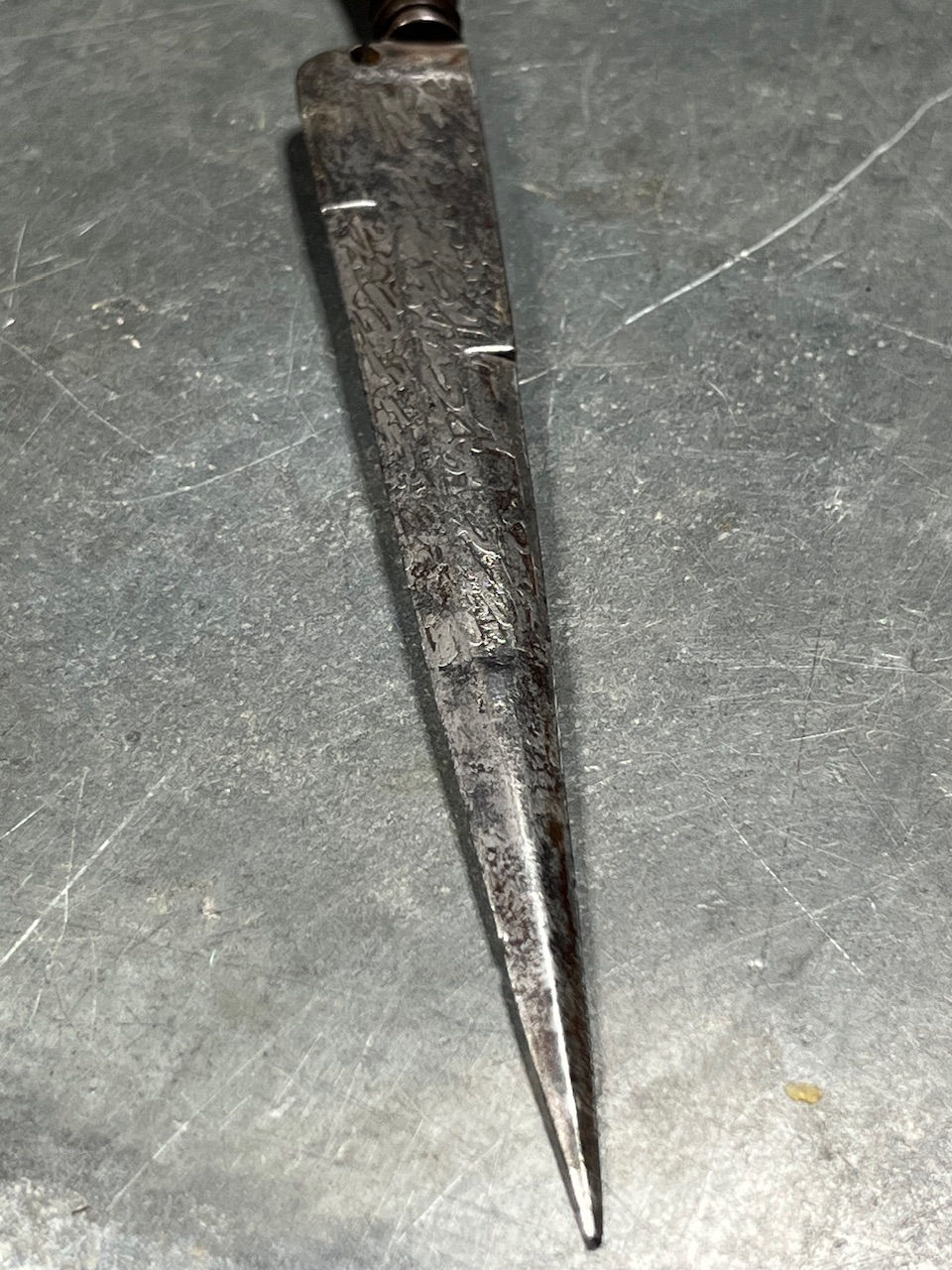 Thumbnail: Stylet Corse XIXe , Poignard Manche Ébène Incrusté, Lame Gravée