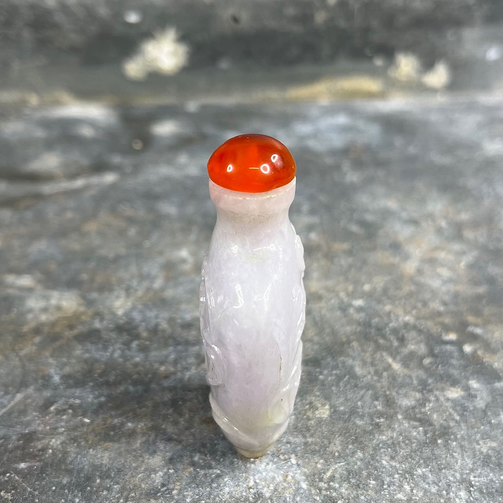 Miniature : Tabatière chinoise XIXe siècle en jade blanc - Sculptée