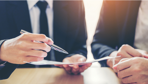 Aide pour les contrats pros et négociations prud’homales : ce qu’il faut savoir