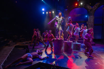Jesus Christ Superstar Production Photo (6)

A production photo featuring four of the "Column" units in-use.

Photo credits: Bob Christy