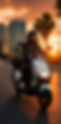 mujer en moto srx plus.png