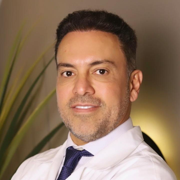 Gabriel Vargas_edited_edited.jpg