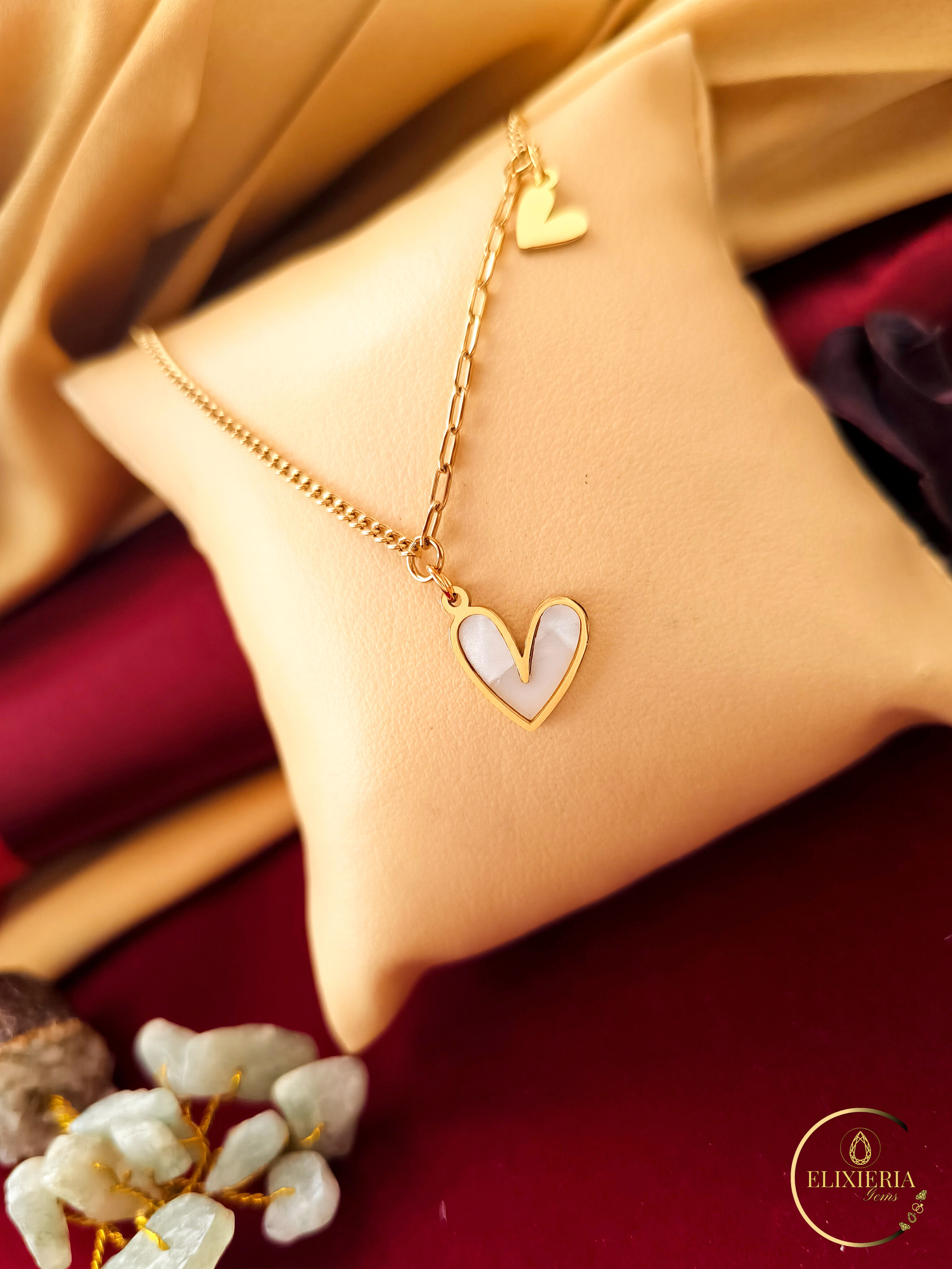 Ivory Corazón Anti Tarnish Stainless Steel Necklace