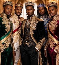 Regal elegance in a grand ballroom_edite