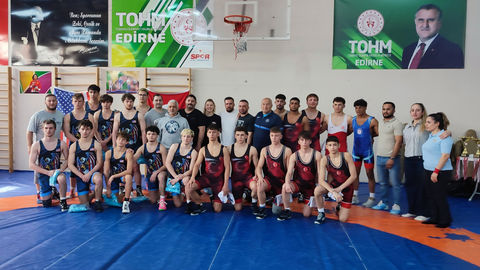 Edirneli Güreşçiler ABD Karmasına Karşı Minderde Gücünü Gösterdi