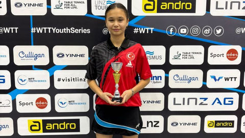 Belinay Davuş WTT Linz'de 3.oldu