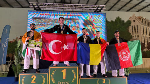 Türk Kempocular Dünya Şampiyonası'nda Fırtına Gibi Esti: 20 Madalya!