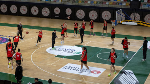 A Kadın Milli Takımımız Kocaeli’de Çalışmalarını Sürdürüyor