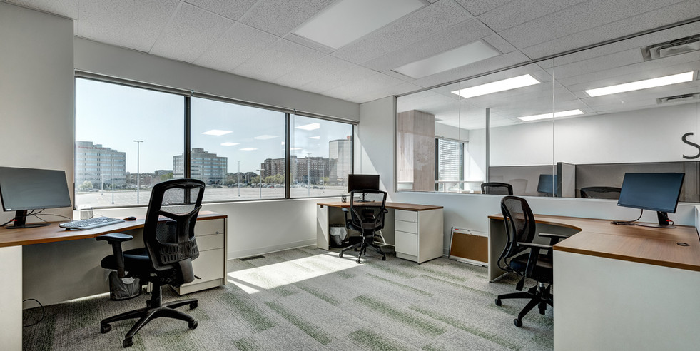 2021-05-13 2525 Blvd Daniel-Johnson-105.jpg