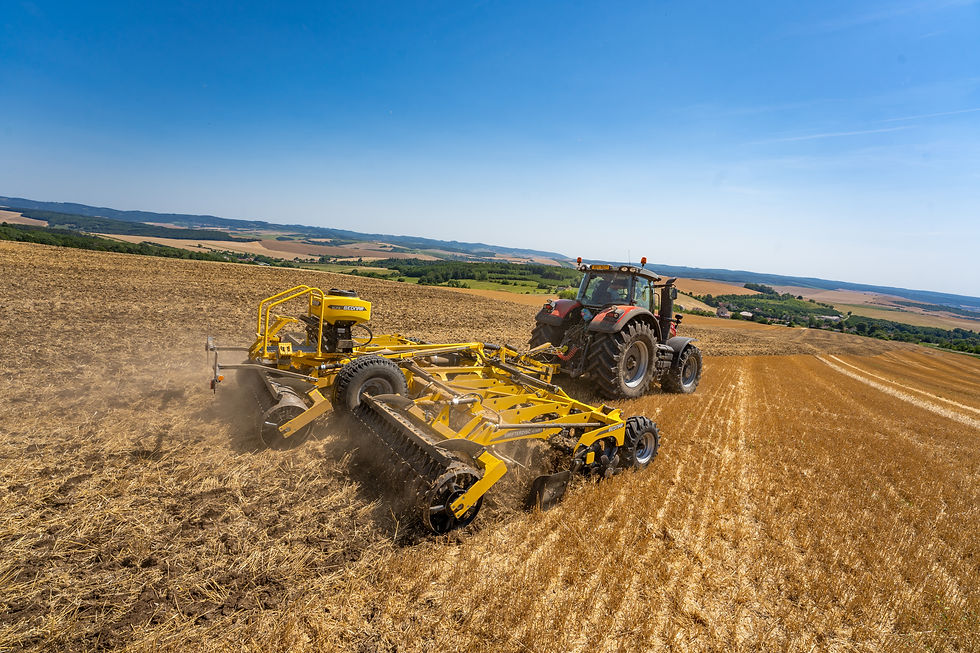 Bednar Swifterdisc XO 8000 F працює в полі