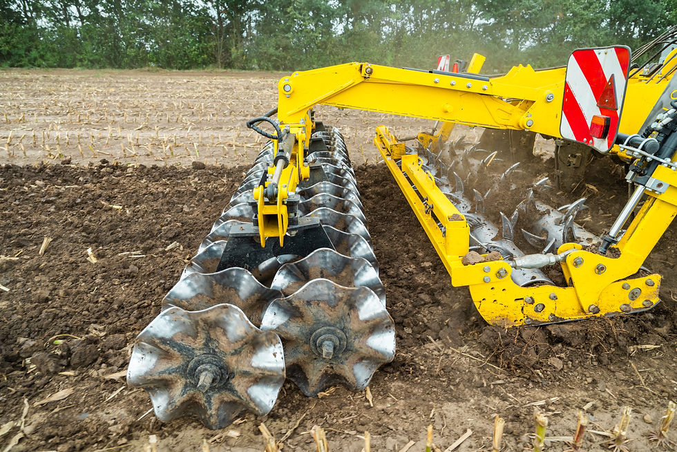 BEDNAR_TERRALAND_TN_3000_PROFI працює в полі