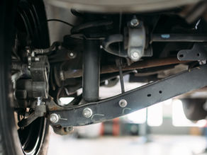 Manutenção da suspensão do veículo