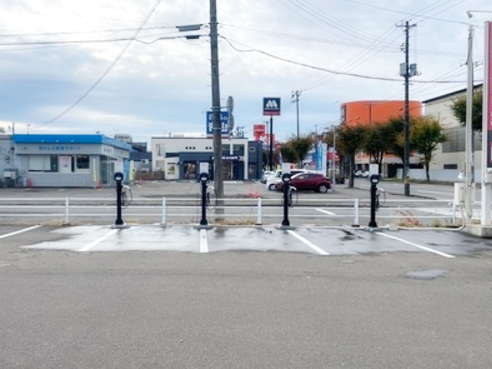 会社駐車場(秋田県大館市).jpg