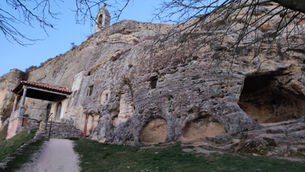 La iglesia de los Santos Justo y Pastor, la catedral de la arquitectura rupestre