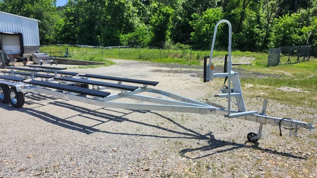 2026 28' Galvanized Pontoon/Tritoon Trailer