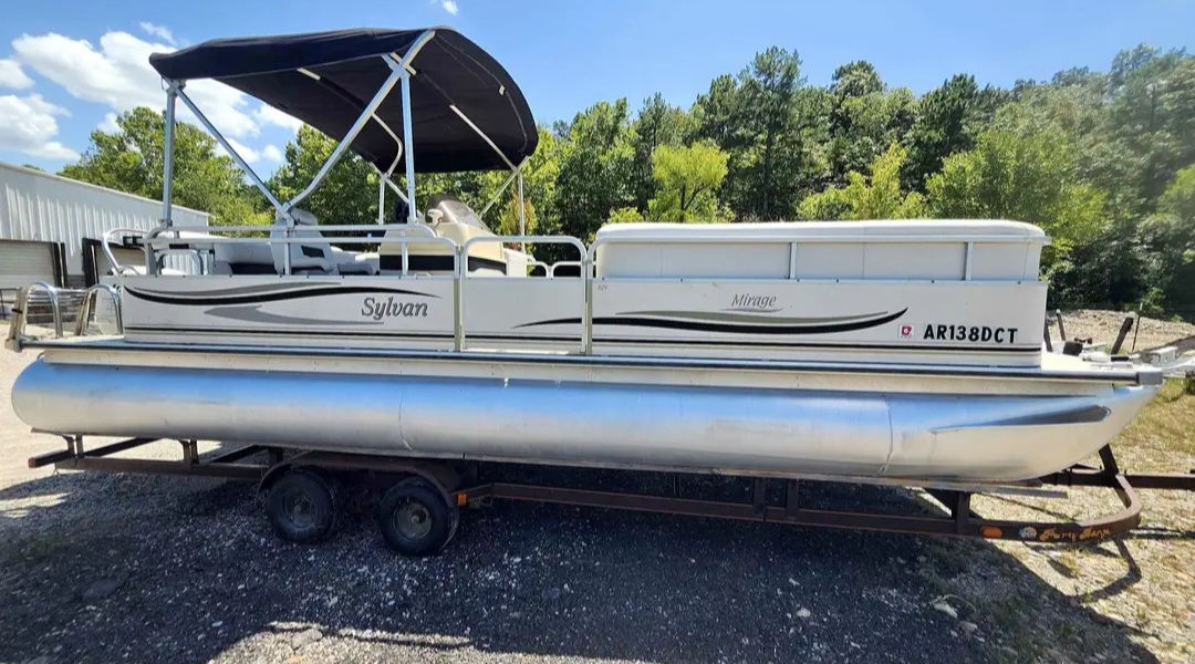 2003 Sylvan Pontoon 24'