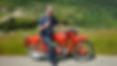 Curdin Brugger auf seiner Moto Guzzi
