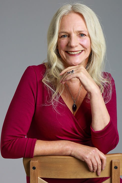 Andrea Putting-57.jpg