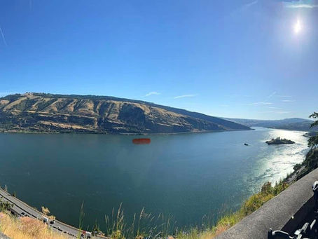 Day 4 - Hood River, Oregon to Roosevelt, Washington