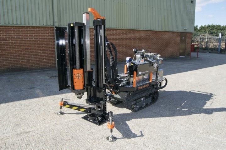 Tracked drilling rig on site