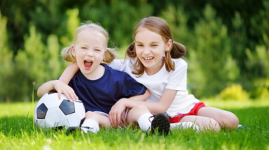 Turf Guys Flea & Tick Spray. Protect your family and pets from blood-sucking pests!! Serving Lake Zurich, Buffalo Grove, Long Grove, Mundelein, Vernon Hills, Libertyville, Wauconda, Crystal Lake, Gurnee, Hawthorn Woods…