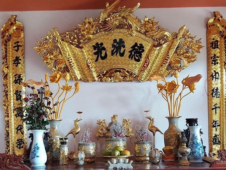 Mẫu Cuốn Thư Câu Đối Đẹp Cho Bàn Thờ Gia Tiên, Họ Tổ